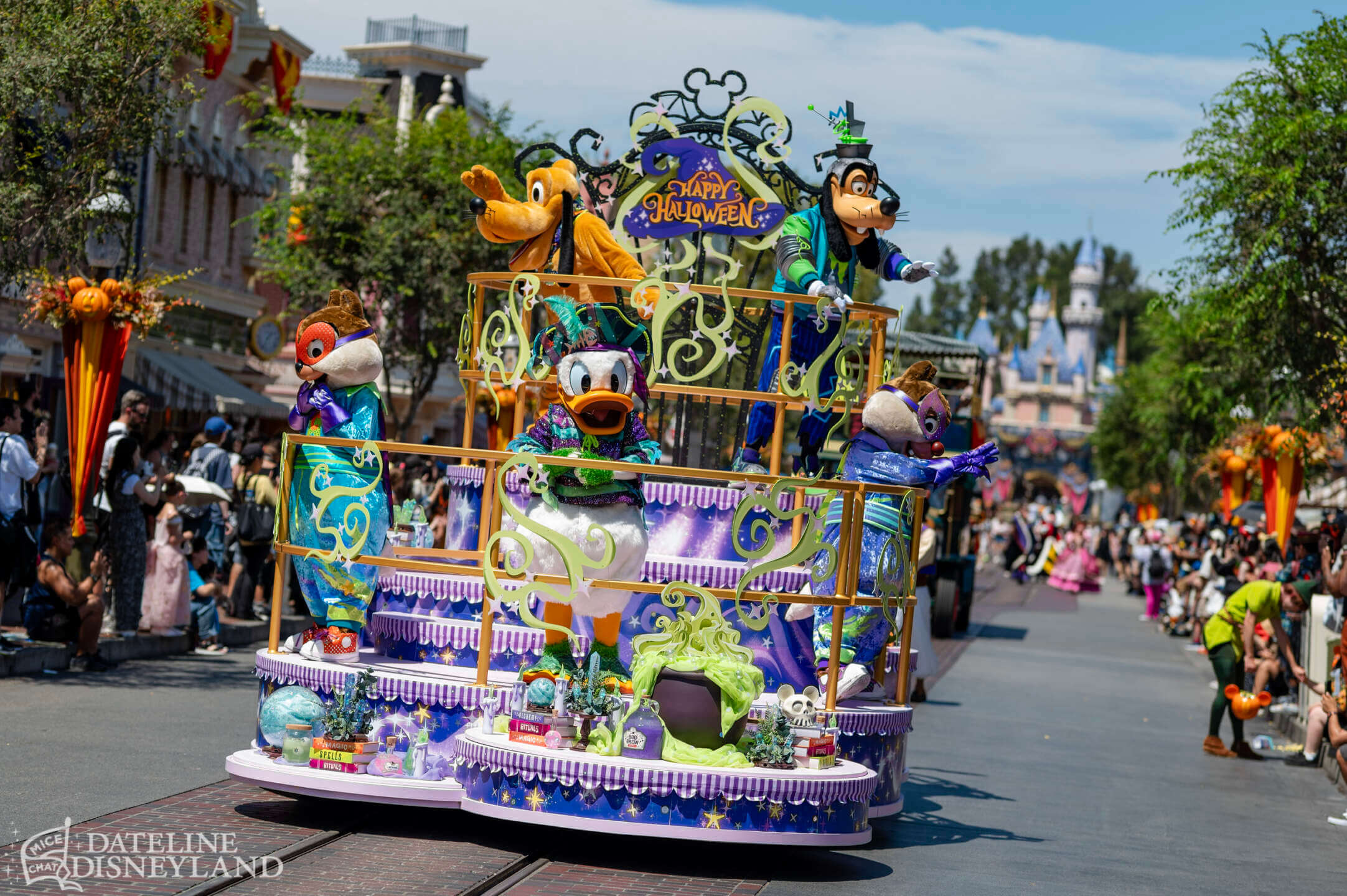 Halloween Time, Disneyland Update: Halloween Time Treats… And a Few Tricks!