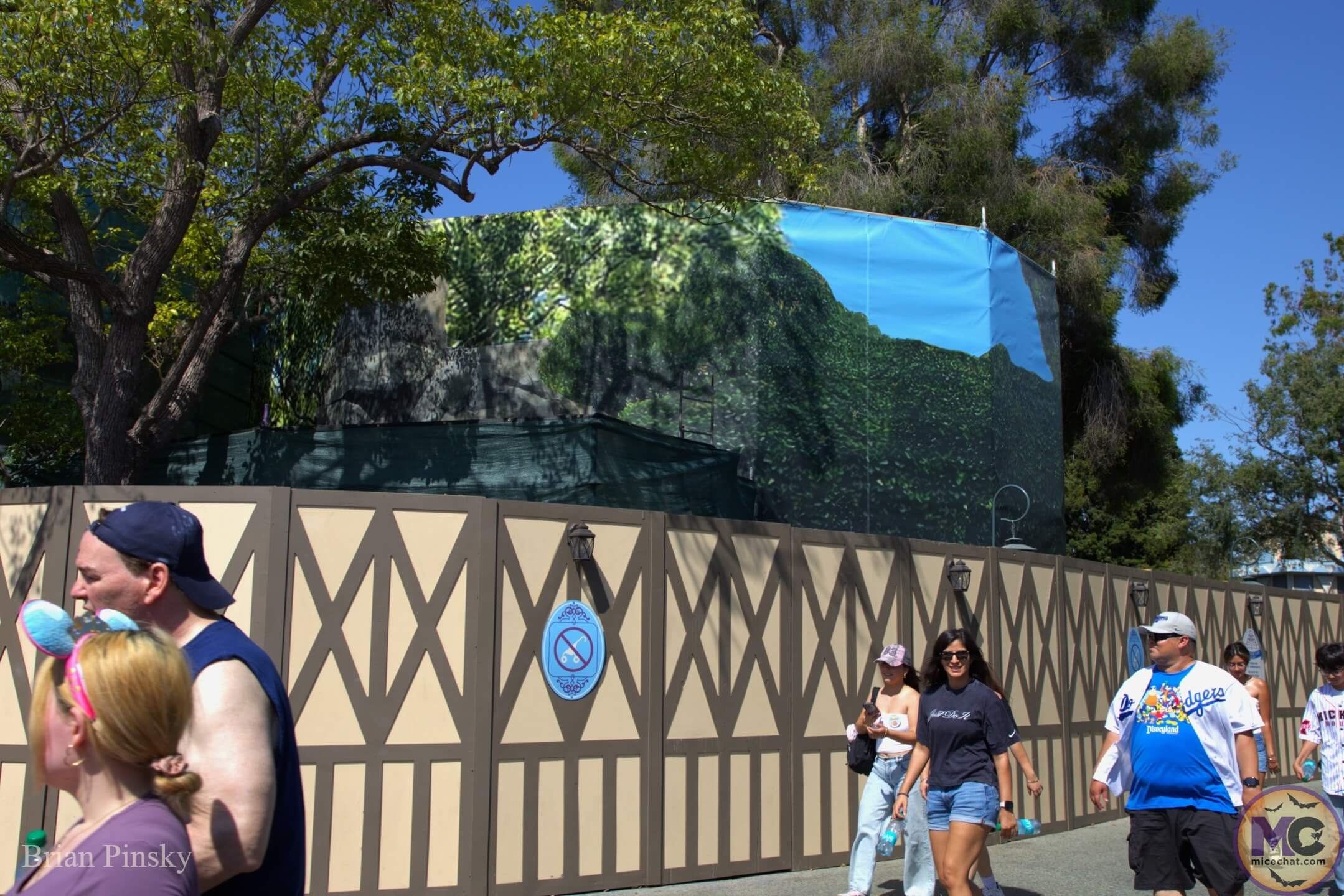 Halloween Time, Disneyland Update: Halloween Time Treats… And a Few Tricks!