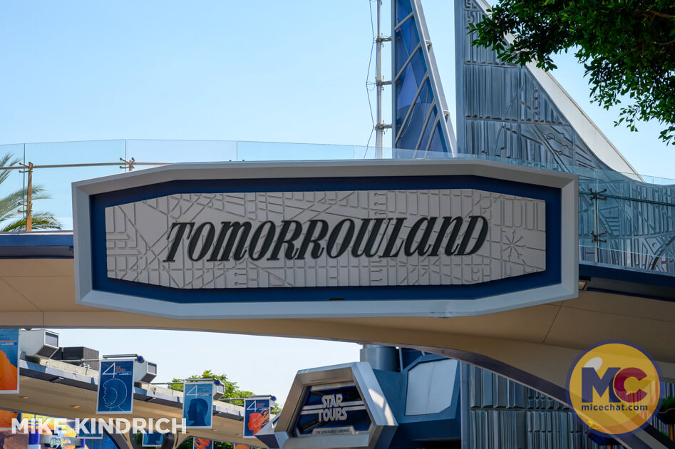 , DISNEYLAND UPDATE: Pumpkins, Profits & Park Progress!