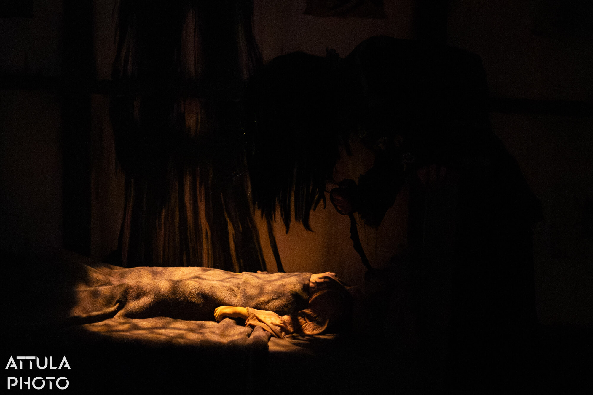 Knott's Scary Farm, 🎃 Knott’s Scary Farm 2025 Guide: New Mazes, What’s Leaving, Haunted Happenings, Foodie Frights & a Hangin’