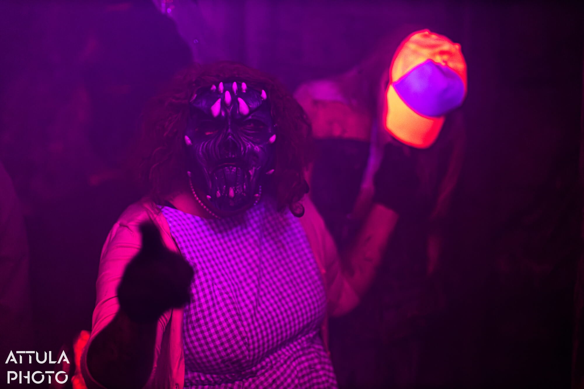 Knott's Scary Farm, 🎃 Knott’s Scary Farm 2025 Guide: New Mazes, What’s Leaving, Haunted Happenings, Foodie Frights & a Hangin’