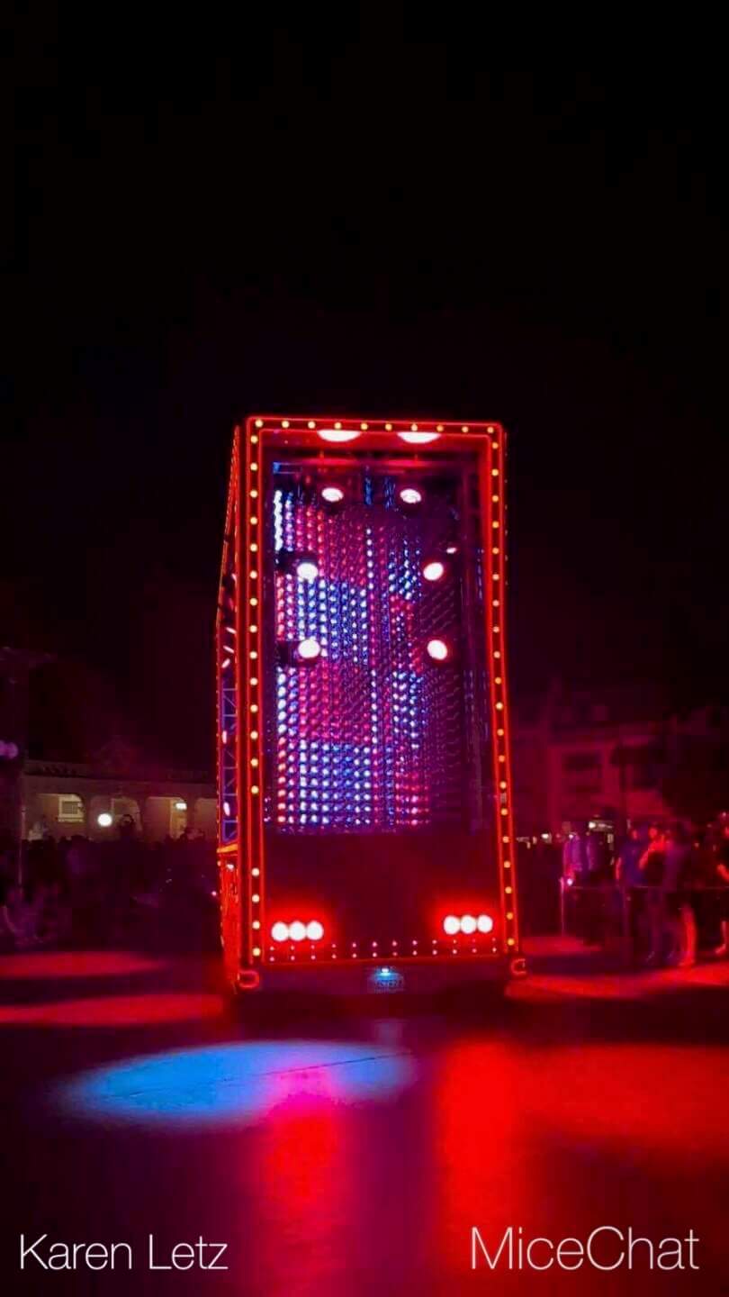 , DISNEYLAND UPDATE: Dramatic Parade Problems, Predictions & Projects