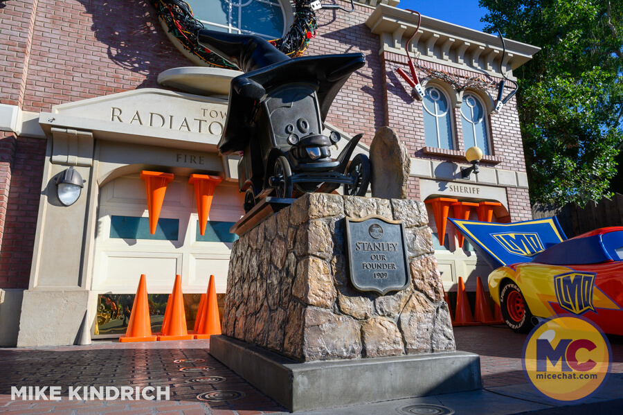 , DISNEYLAND UPDATE: The Lazy, Hazy, Crazy Final Days of Summer