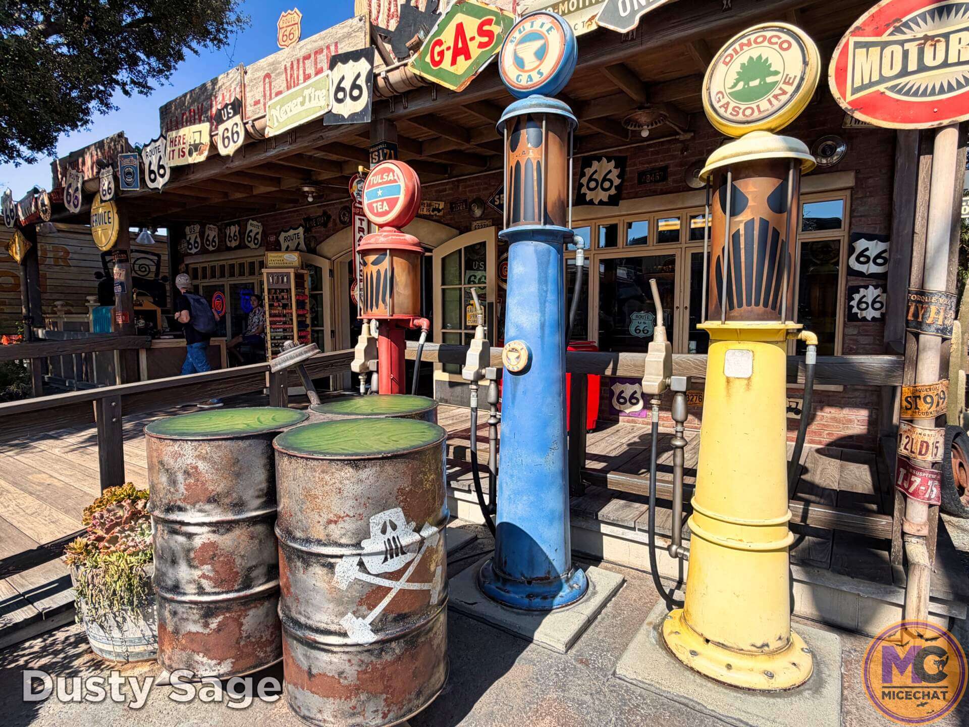 , DISNEYLAND UPDATE: Pumpkins, Peppermint & Price Cuts?!