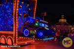 Disneyland_Main Street_Pain the Night Parade_Mack_DJ