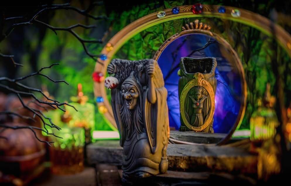 , DISNEYLAND UPDATE: Pumpkins, Peppermint & Price Cuts?!