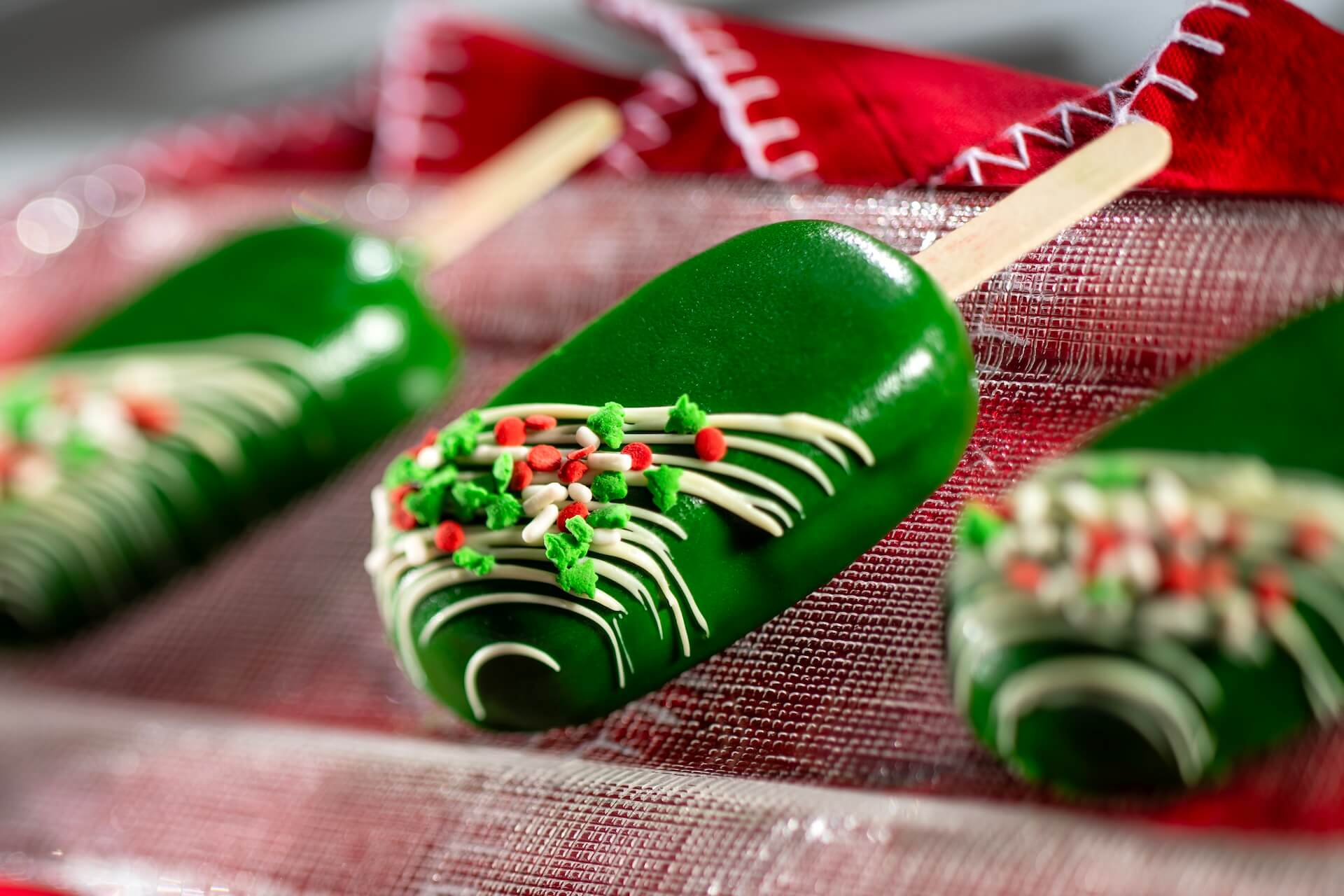 WDW Holiday Foodie Guide, WDW Holiday Foodie Guide 2025: Parks, Hotels & Disney Springs
