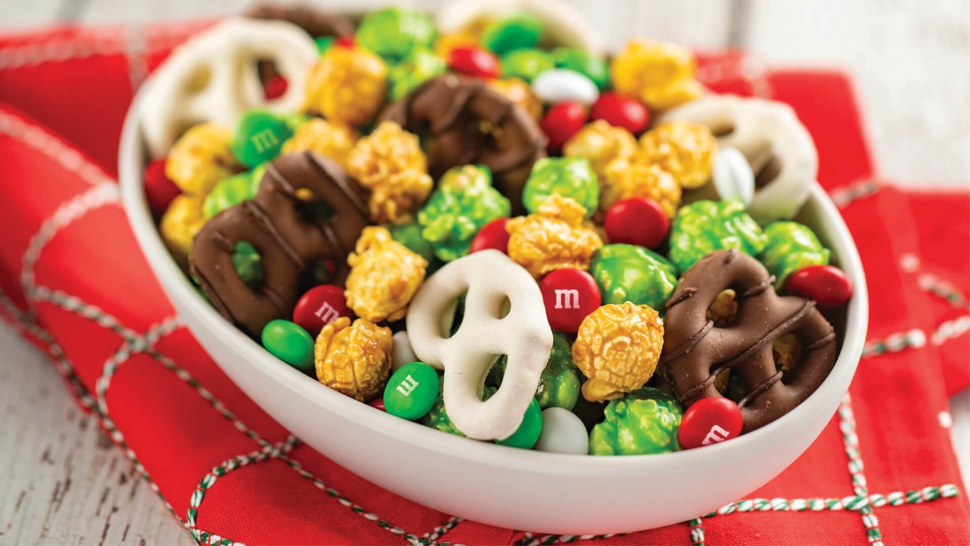 WDW Holiday Foodie Guide, WDW Holiday Foodie Guide 2025: Parks, Hotels & Disney Springs