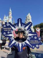 DLR-Holiday-Special-Photo-Op