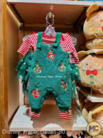 Disneyland-Disney holiday merchandise 2025-mickey mouse and friends holiday set for baby