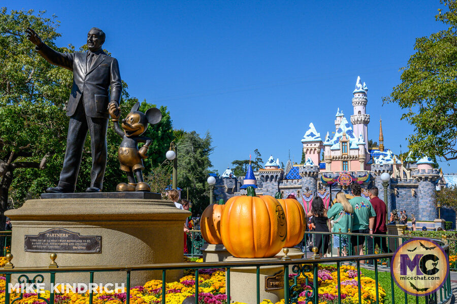 , DISNEYLAND UPDATE: The Nightmare Before Christmas, Refurbs Wrap & Pricing Paradox