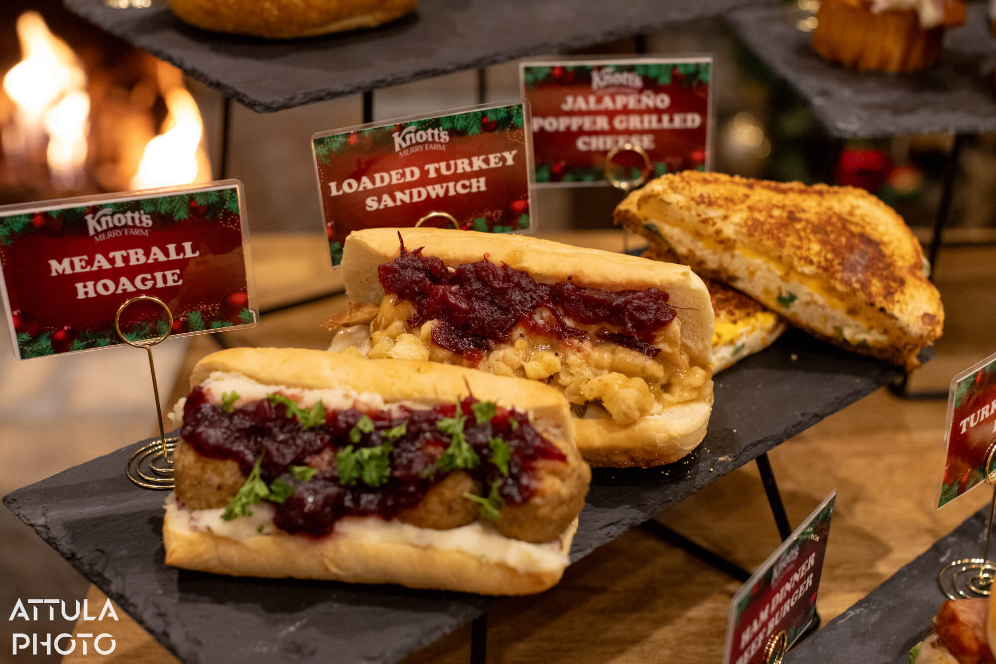 Knott's Merry Farm, A Berry Merry Christmas: Your Ultimate Guide to Knott’s Merry Farm 2025