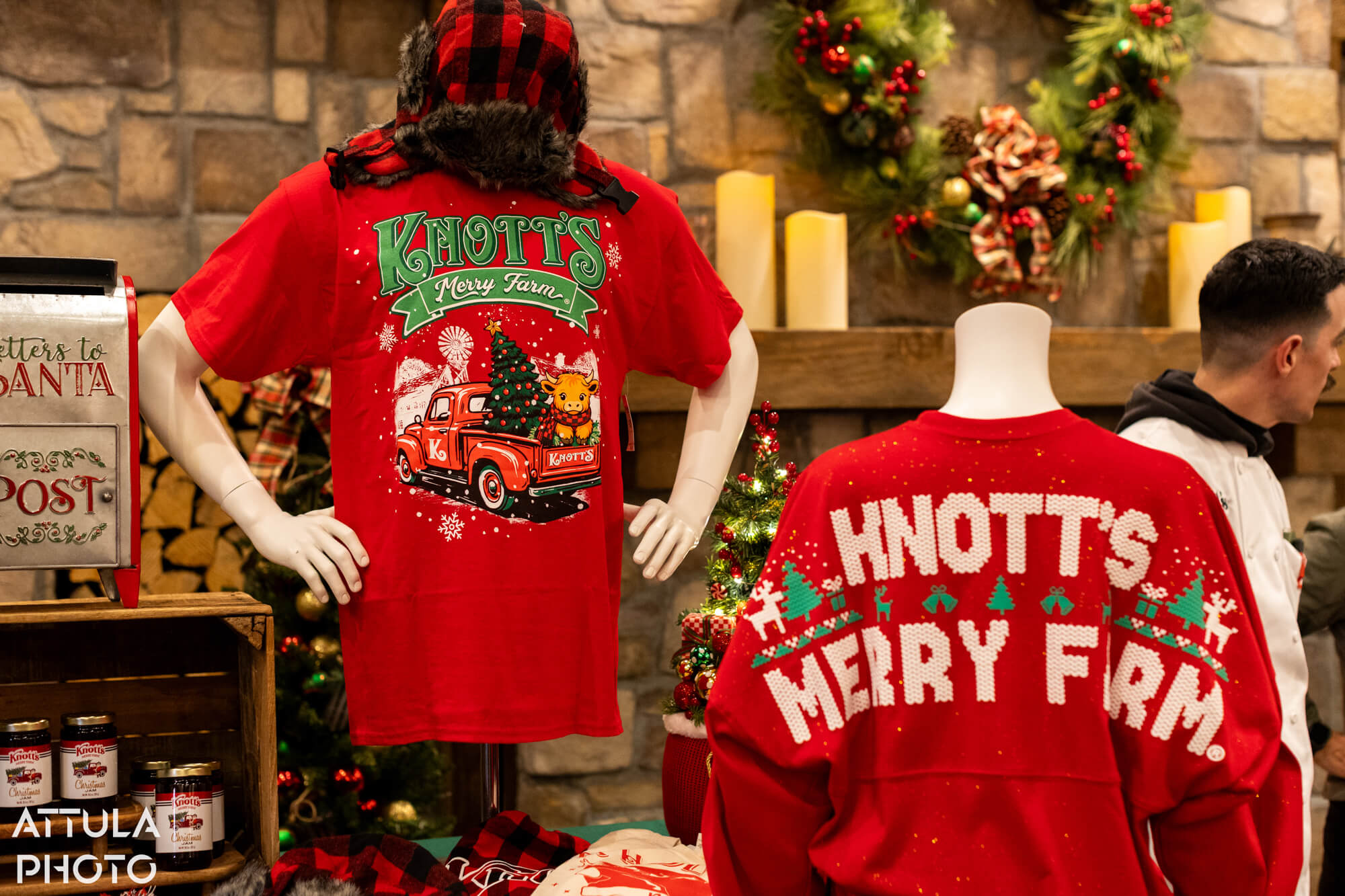 Knott's Merry Farm, A Berry Merry Christmas: Your Ultimate Guide to Knott’s Merry Farm 2025