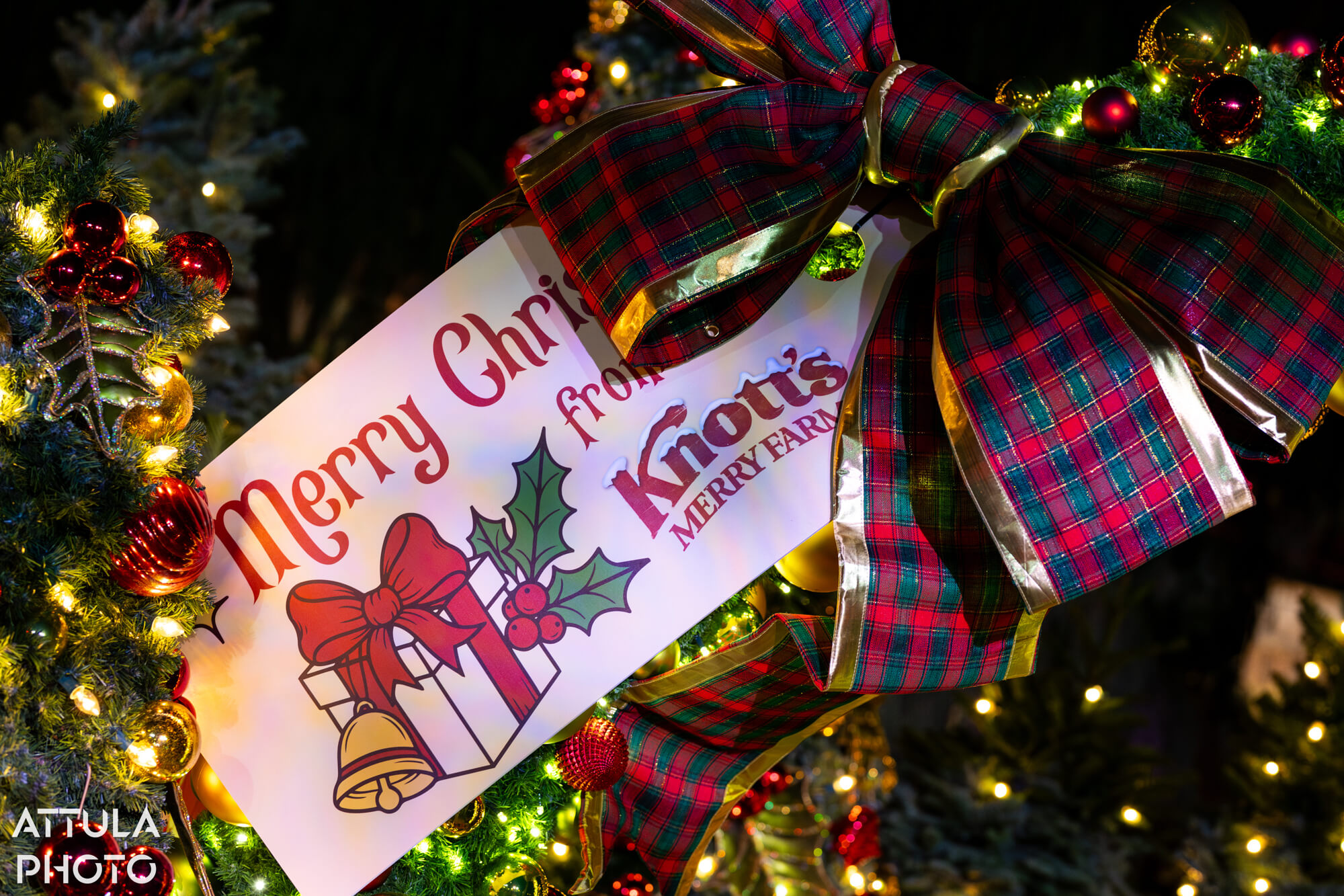 Knott's Merry Farm, A Berry Merry Christmas: Your Ultimate Guide to Knott’s Merry Farm 2025