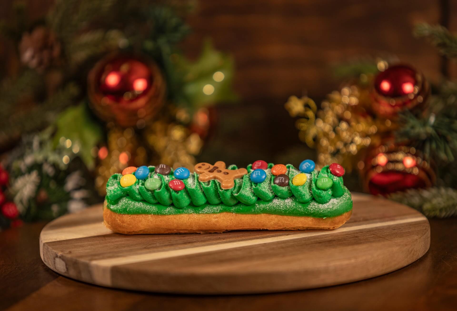 , DISNEYLAND UPDATE: Christmas Crunch, Porto&rsquo;s Push & World of Color Conundrum