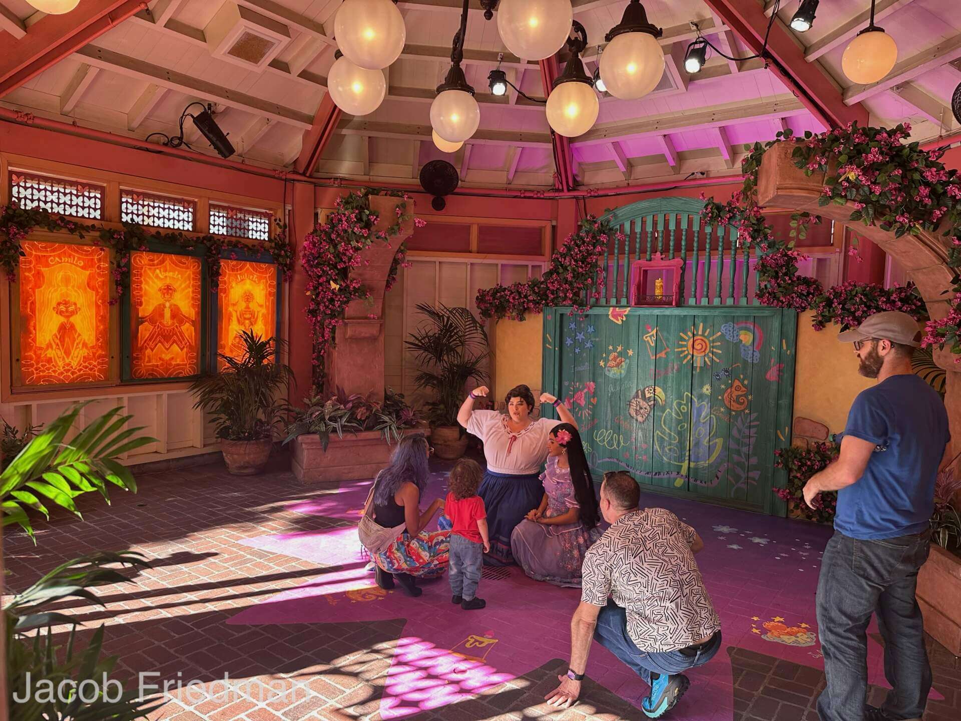, DISNEYLAND UPDATE: Candlelight Time, Avatar Takeover Looms & Meet Your Robot Overlords