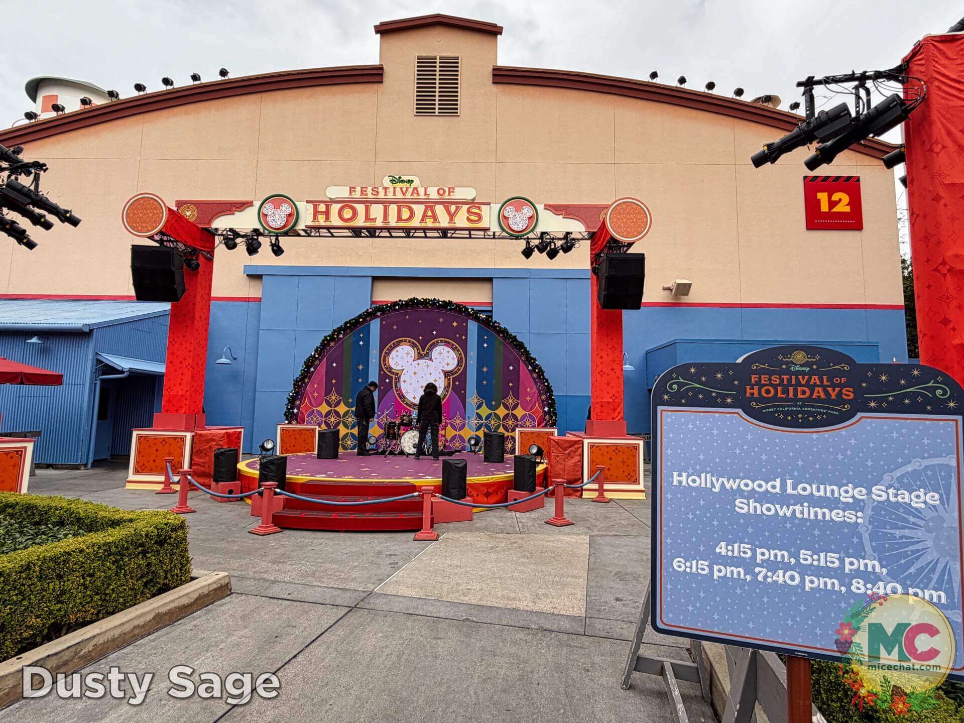 , DISNEYLAND UPDATE: Holiday Highs and Lows, Pricing Woes & a Trash-Talking Tree