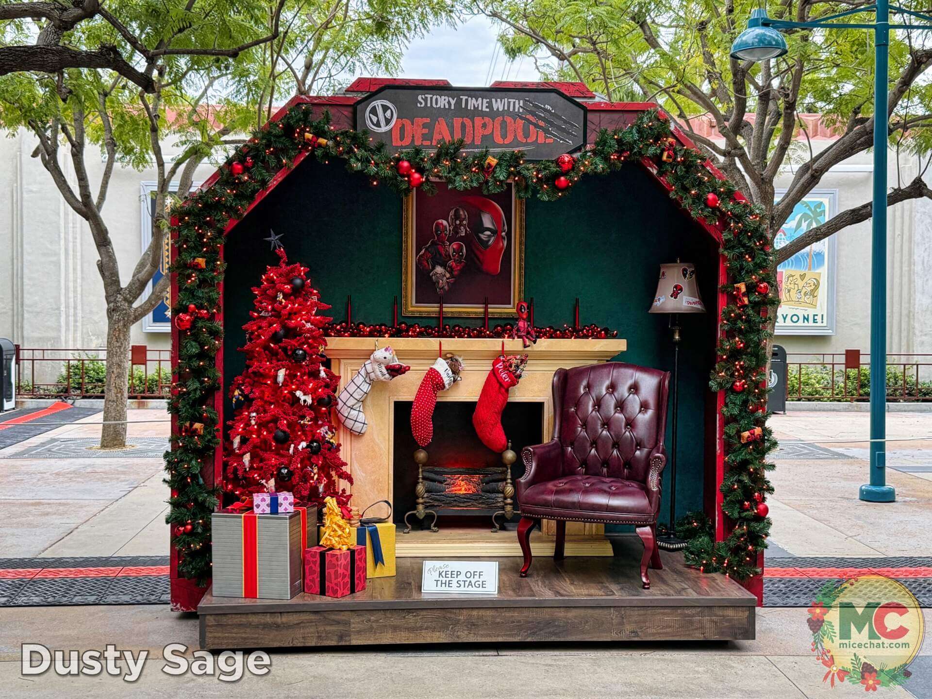 , DISNEYLAND UPDATE: Holiday Highs and Lows, Pricing Woes & a Trash-Talking Tree