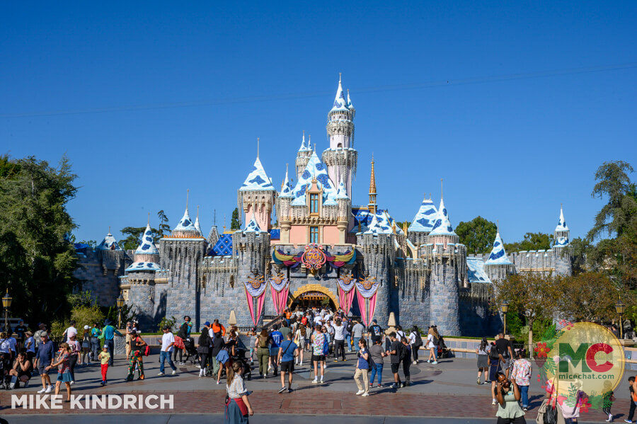 Disneyland News, DISNEYLAND UPDATE: Pink Slips & Poinsettias as Seasons Shift