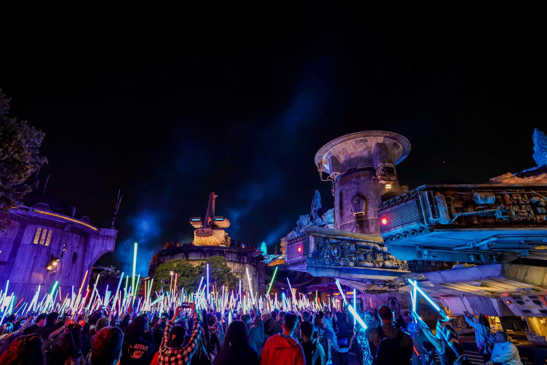 Disneyland Update, DISNEYLAND UPDATE: New Boss, Bluey Meltdown & Rising Heat!