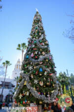Disney California Adventure_Buena Vista Street_Carthay Circle_Christmas Tree-2