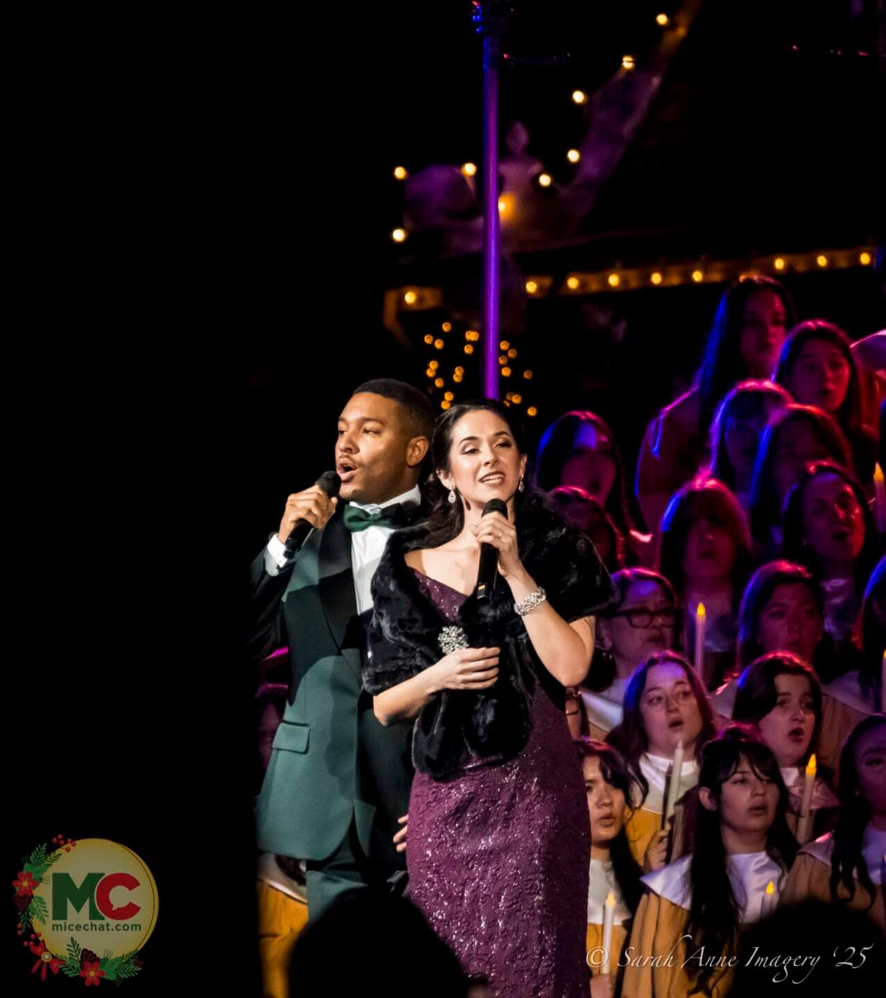 , DISNEYLAND UPDATE: Christmas Shines, Magic Key Shakeup & Suite Surprises