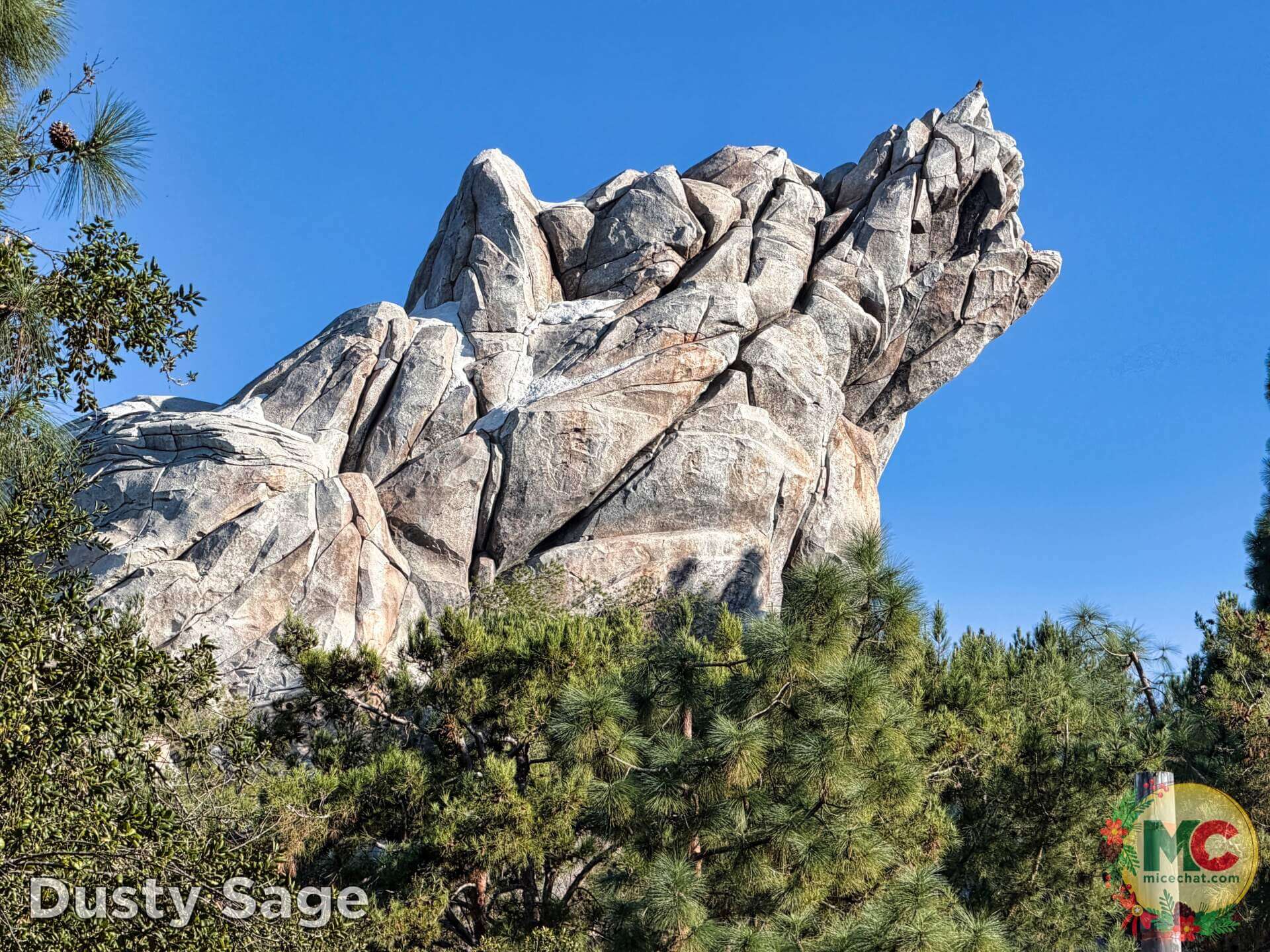 , DISNEYLAND UPDATE: Ghosts of Theme Park Past, Progress Present & DisneylandFuture