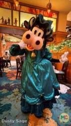 Disneyland storytellers christmas carol clarabelle cow 3 MiceChat