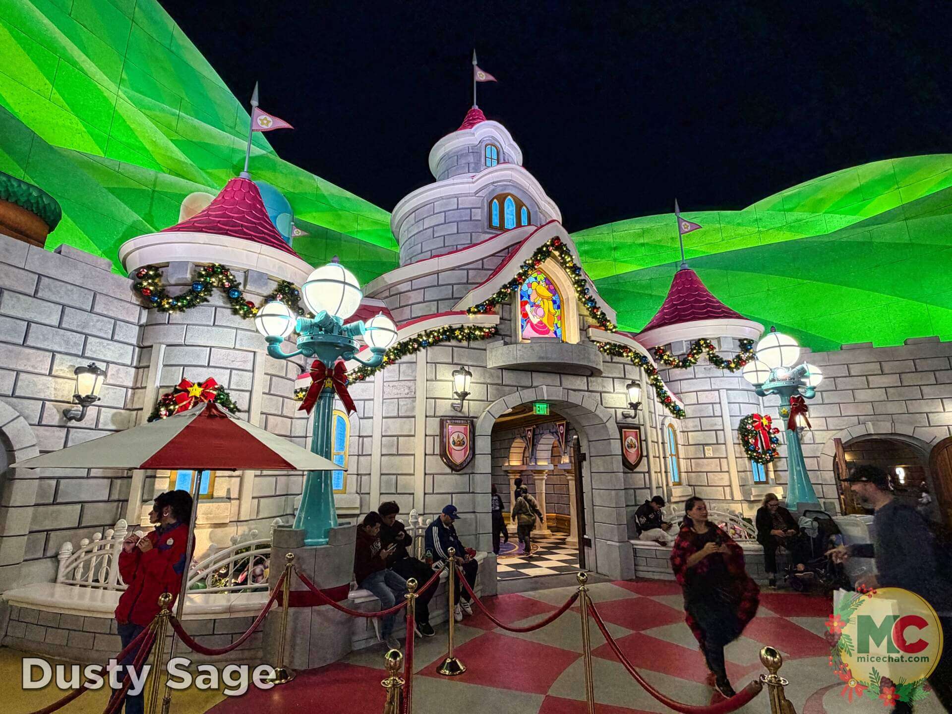 Universal Hollywood Holiday, Universal Hollywood Holidays 2025: Potter Spells, Grinchy Laughs & Mario Merriment