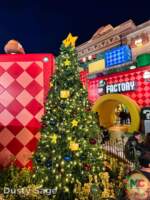 Universal Studios Hollywood Christmas super nintendo world star tree MiceChat