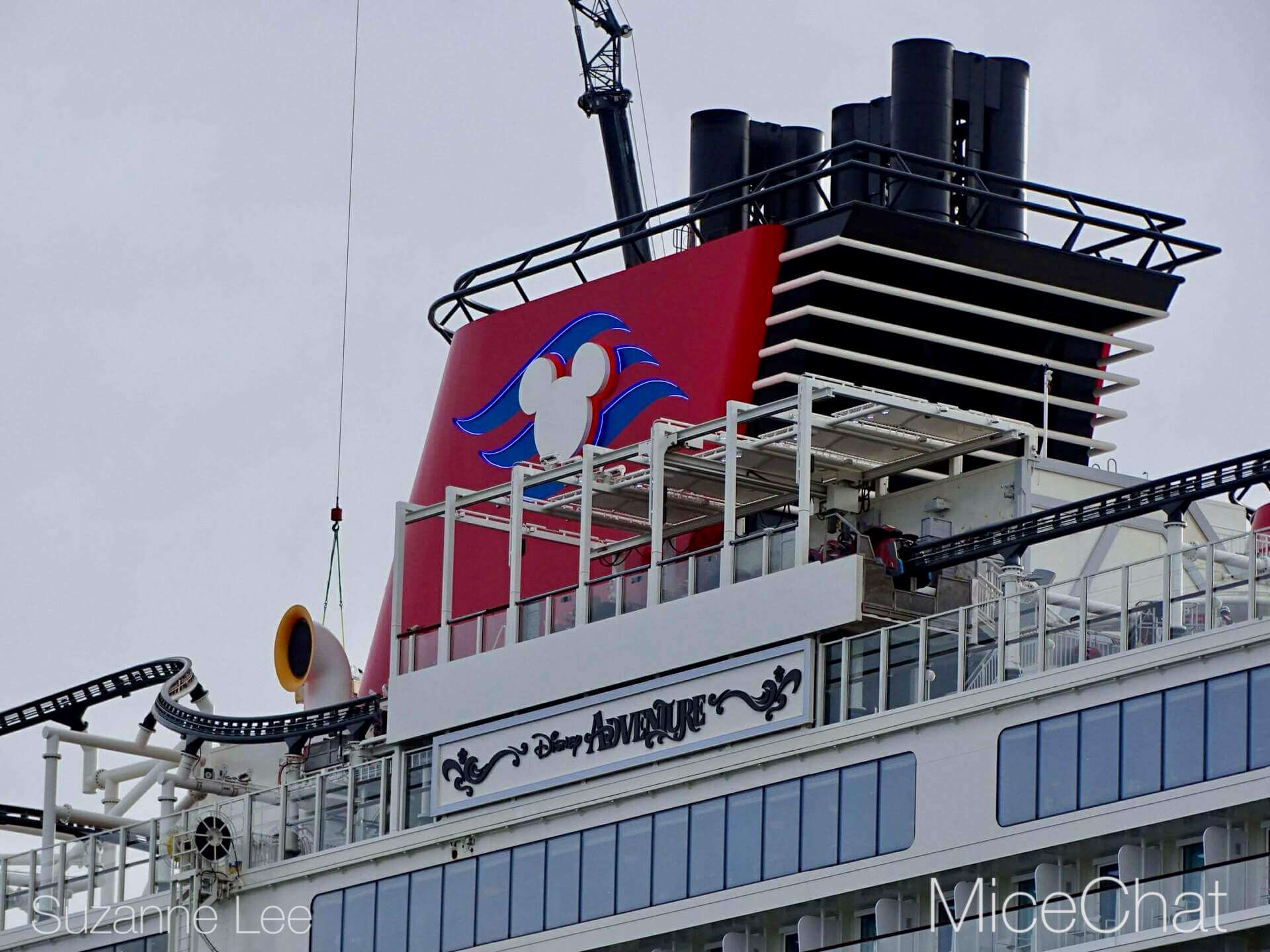 Disneyland Update, DISNEYLAND UPDATE: Sold-Out Parks, Opera House Split & Chaotic Construction