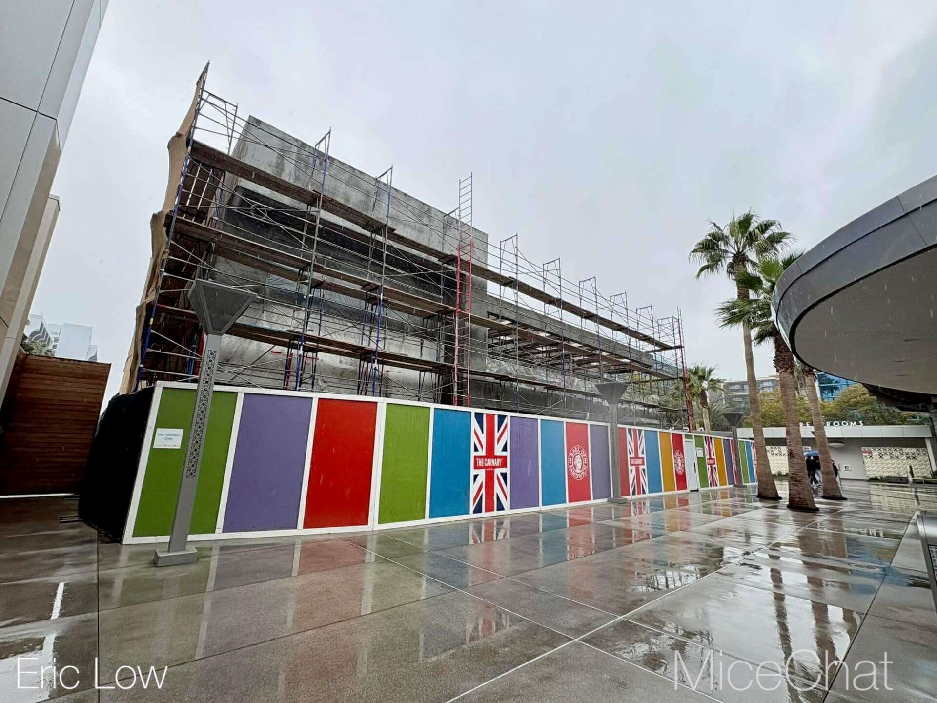 Disneyland, DISNEYLAND UPDATE: Entertainment Gaps, Construction Reveals & Big Changes Ahead