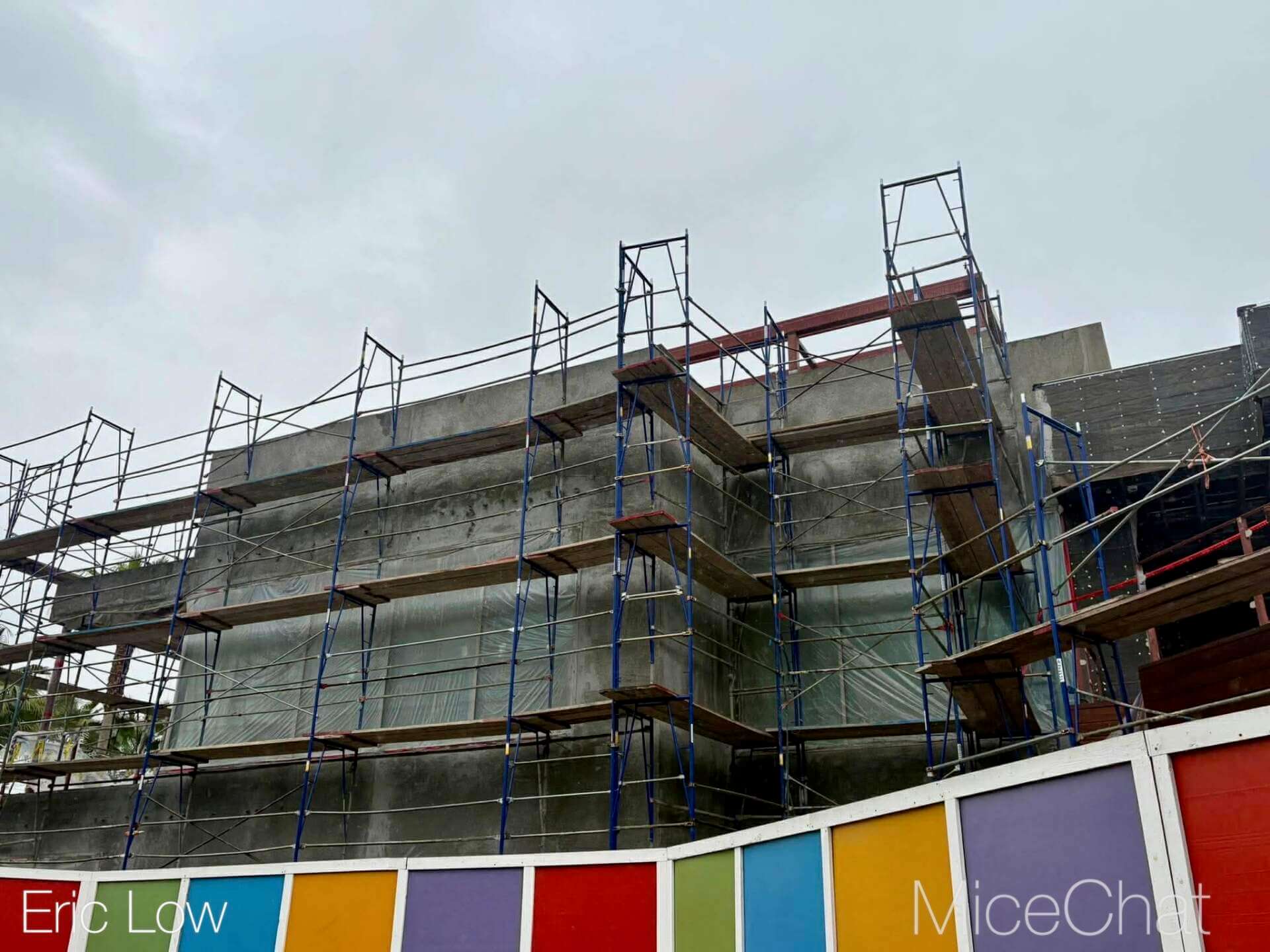 Disneyland, DISNEYLAND UPDATE: Entertainment Gaps, Construction Reveals & Big Changes Ahead