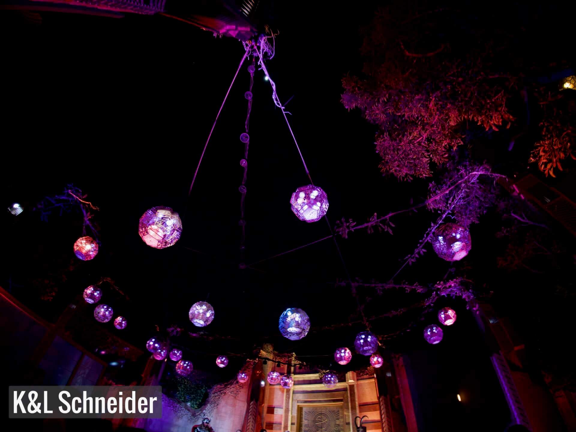 Disneyland Update, DISNEYLAND UPDATE: Less Food, More Walls & A Shift in the Force
