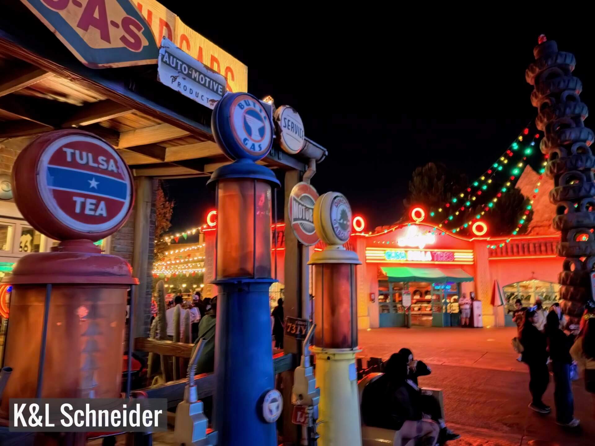Disneyland Update, DISNEYLAND UPDATE: Less Food, More Walls & A Shift in the Force