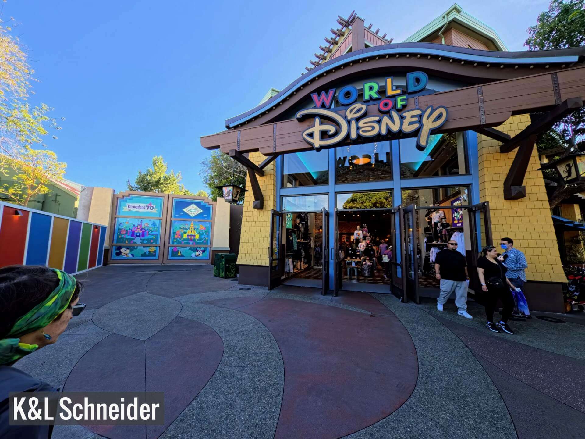 Disneyland Update, DISNEYLAND UPDATE: Less Food, More Walls & A Shift in the Force