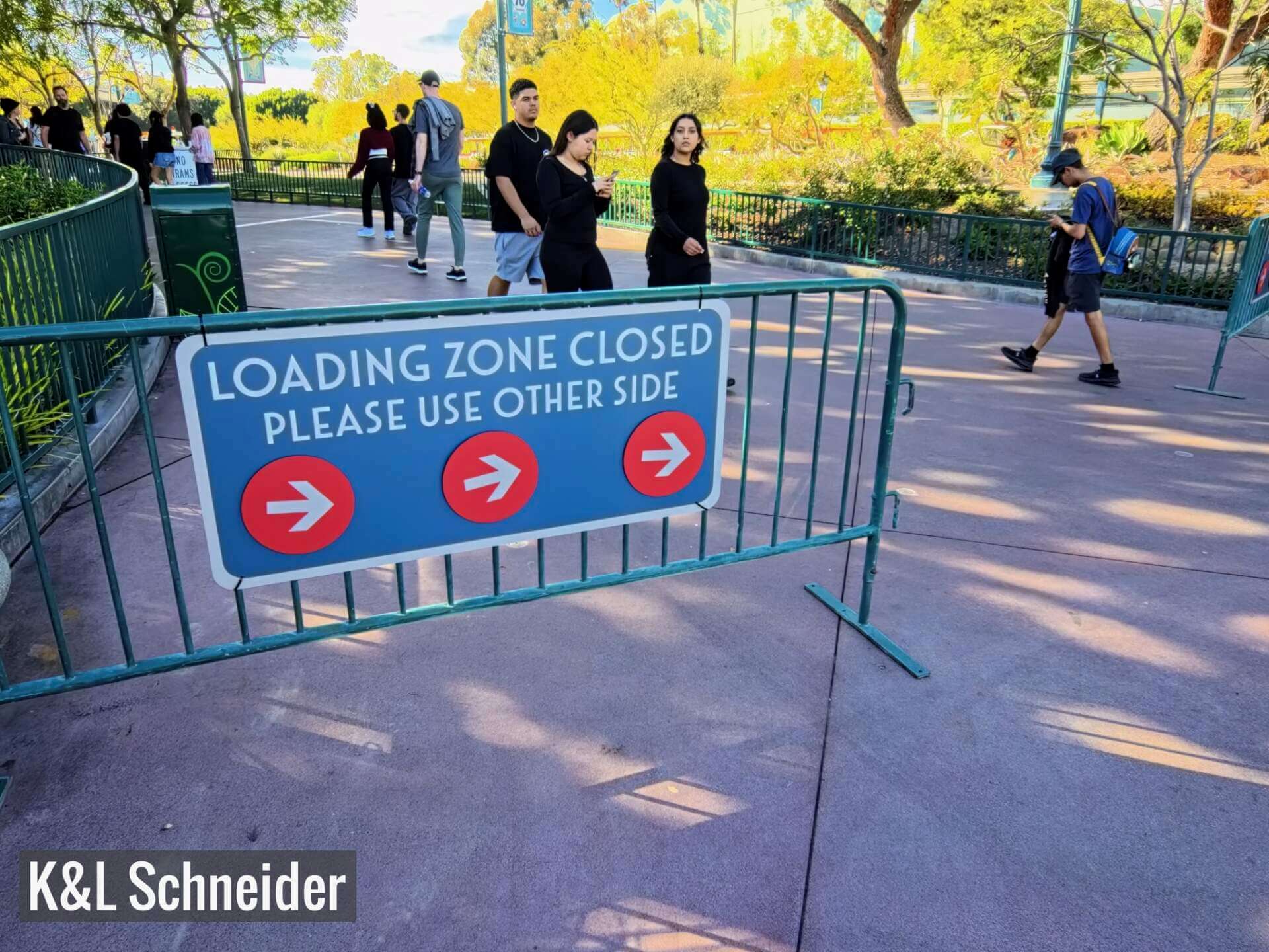 Disneyland Update, DISNEYLAND UPDATE: Less Food, More Walls & A Shift in the Force