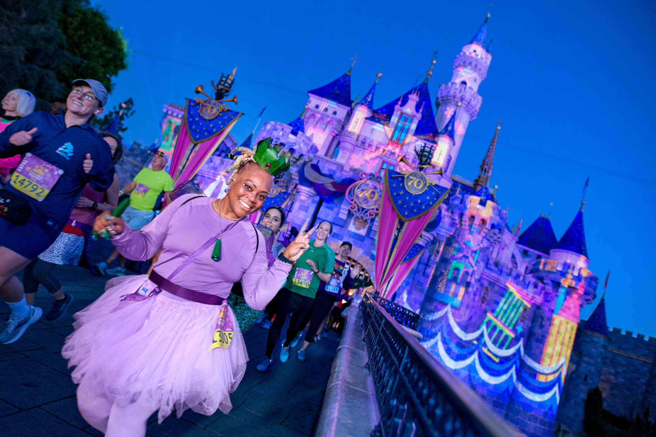 , DISNEYLAND UPDATE: Transport Troubles, 25 Years of Change & After Dark Dates Drop