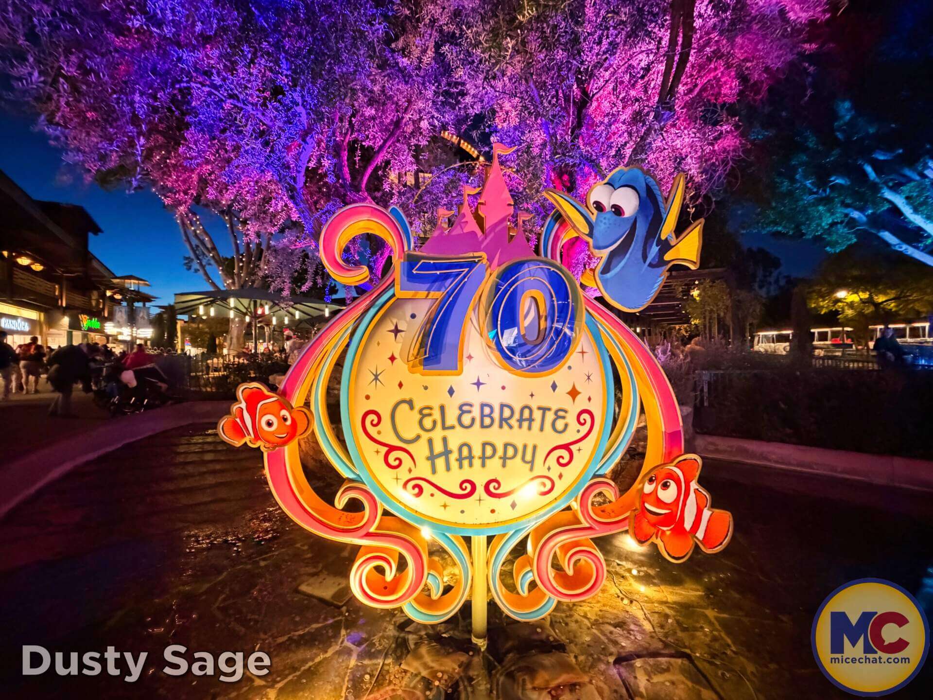 Disneyland, DISNEYLAND UPDATE: Entertainment Gaps, Construction Reveals & Big Changes Ahead