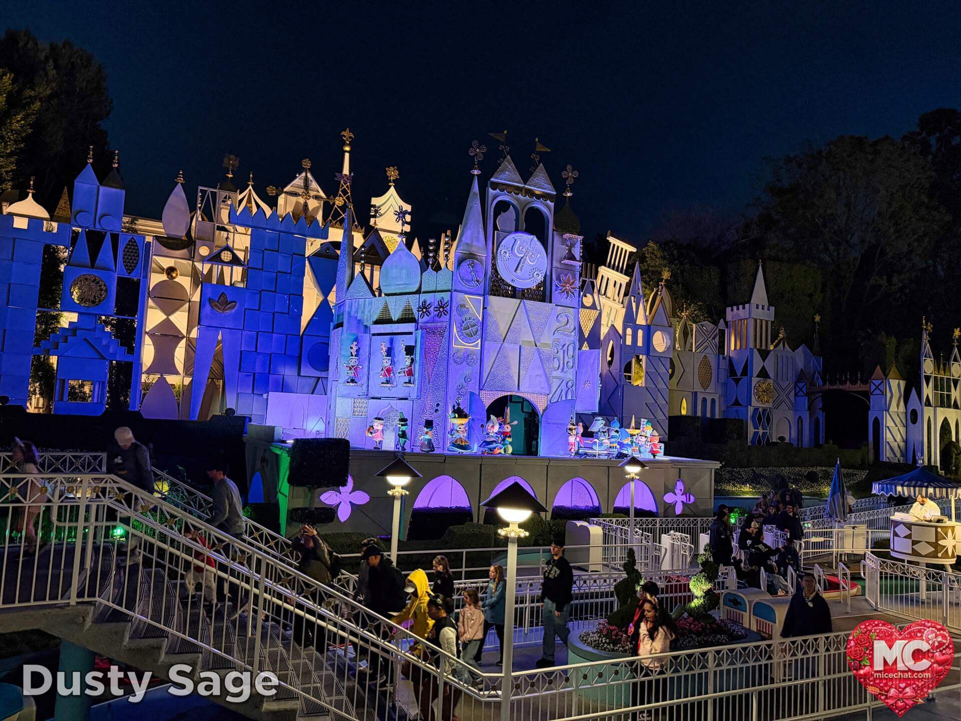 Disneyland Update, DISNEYLAND UPDATE: Sold-Out Parks, Opera House Split & Chaotic Construction