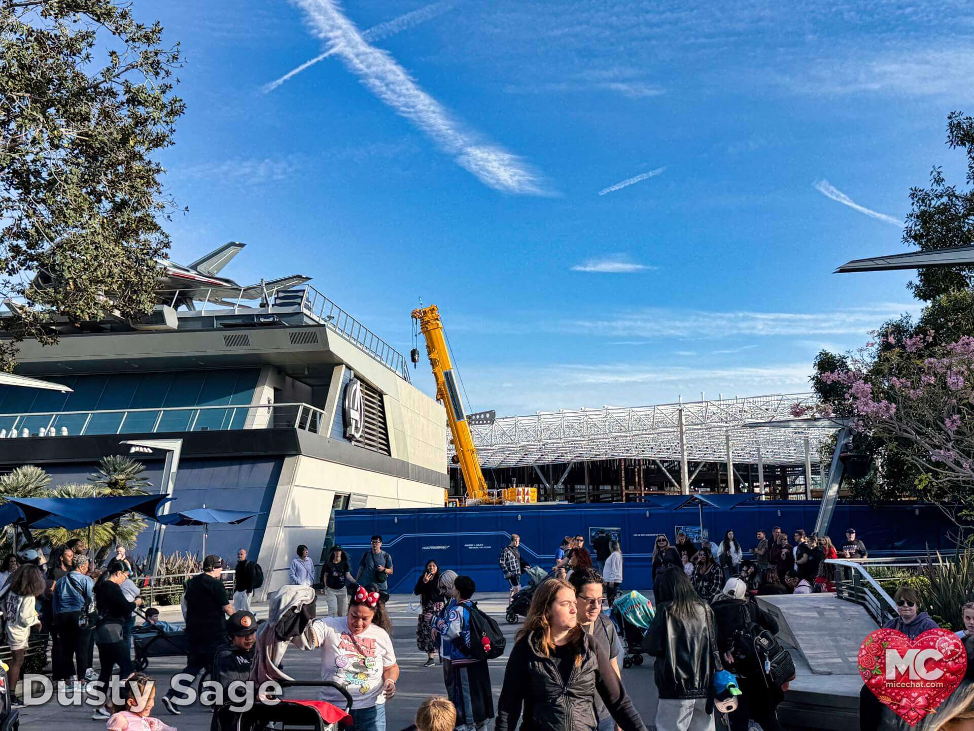Disneyland Update, DISNEYLAND UPDATE: Sold-Out Parks, Opera House Split & Chaotic Construction