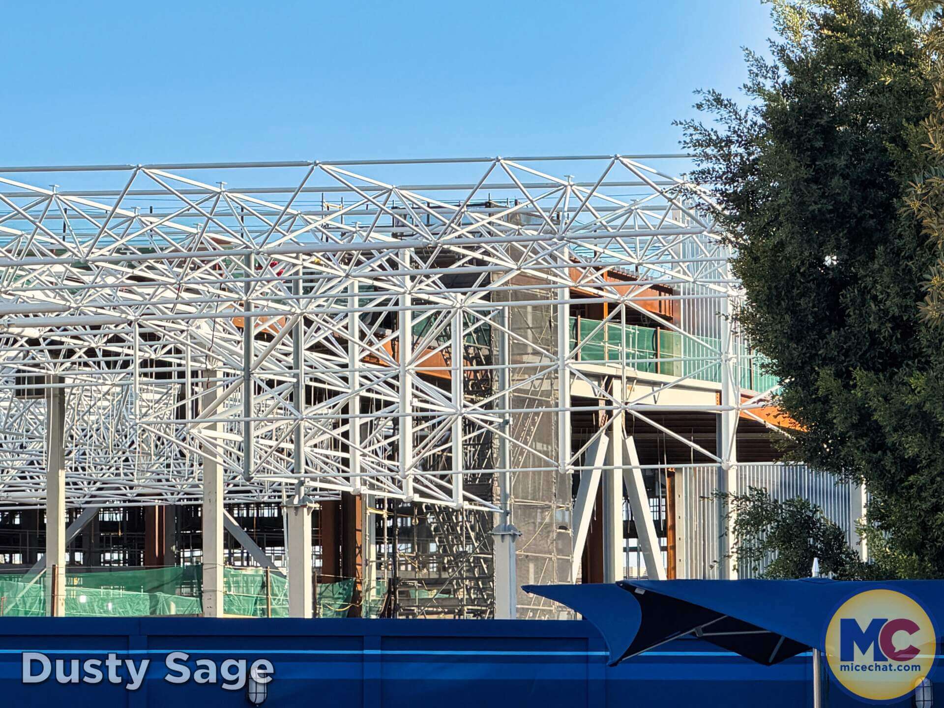 Disneyland, DISNEYLAND UPDATE: Entertainment Gaps, Construction Reveals & Big Changes Ahead