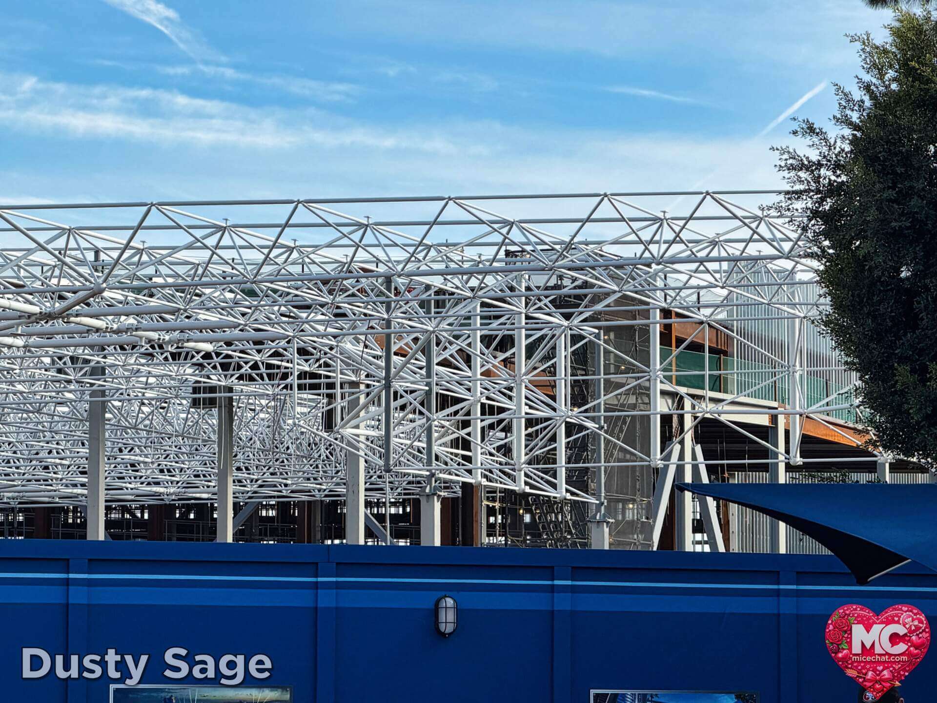 Disneyland Update, DISNEYLAND UPDATE: Sold-Out Parks, Opera House Split & Chaotic Construction