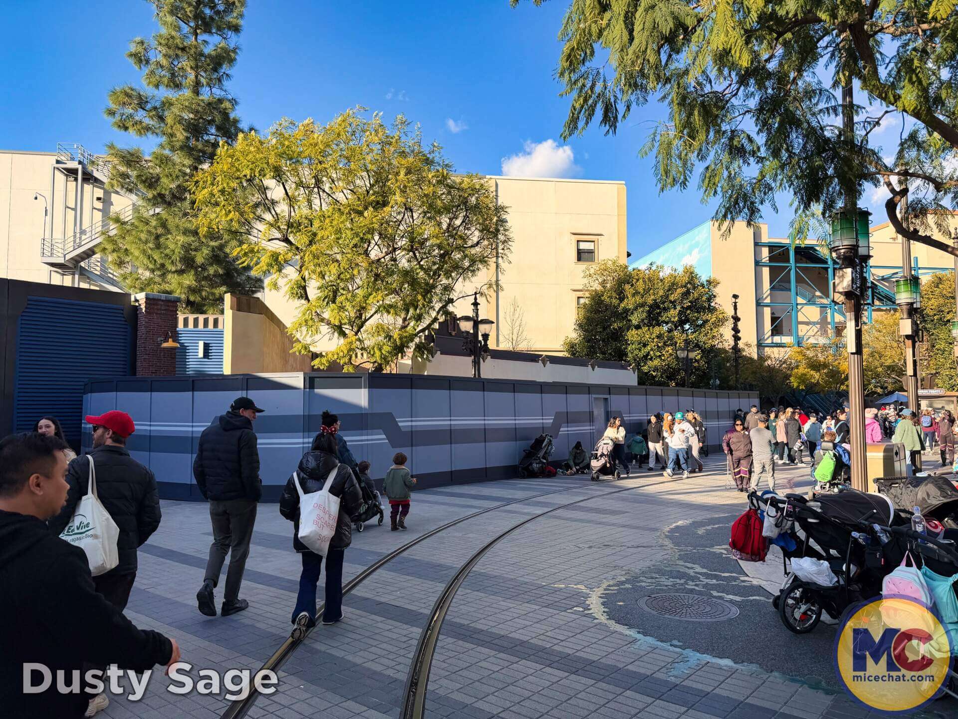 Disneyland, DISNEYLAND UPDATE: Entertainment Gaps, Construction Reveals & Big Changes Ahead