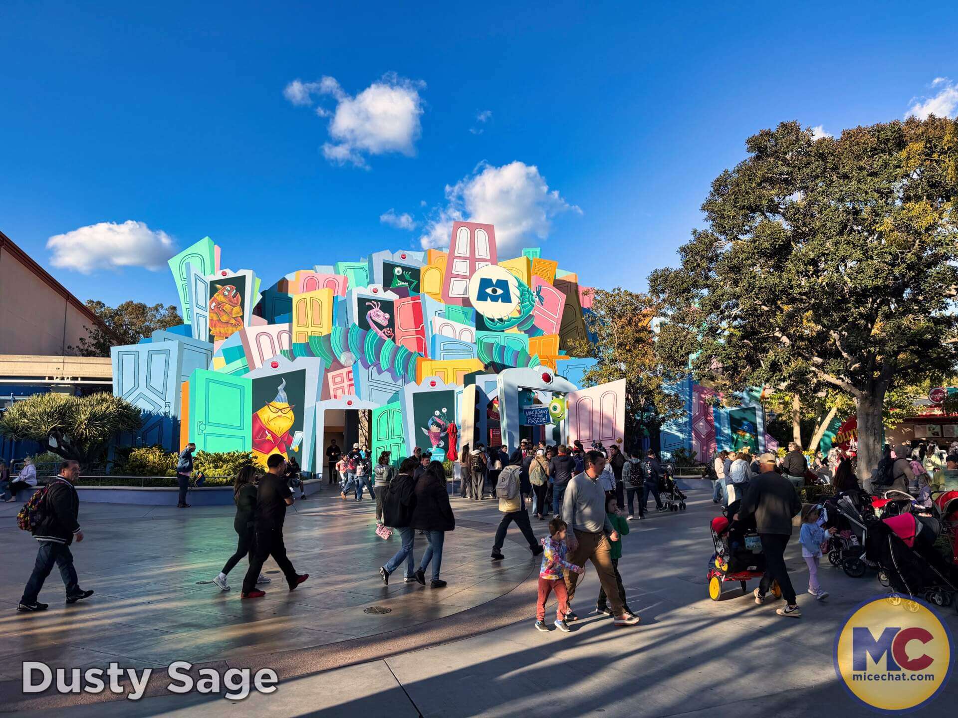 Disneyland, DISNEYLAND UPDATE: Entertainment Gaps, Construction Reveals & Big Changes Ahead
