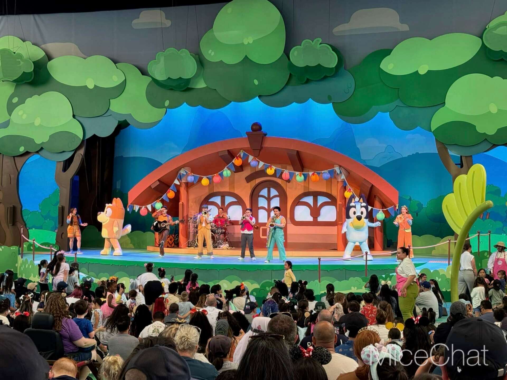 Disneyland Update, DISNEYLAND UPDATE: Bluey Blues, Banana Bonanza & D23 Buzz
