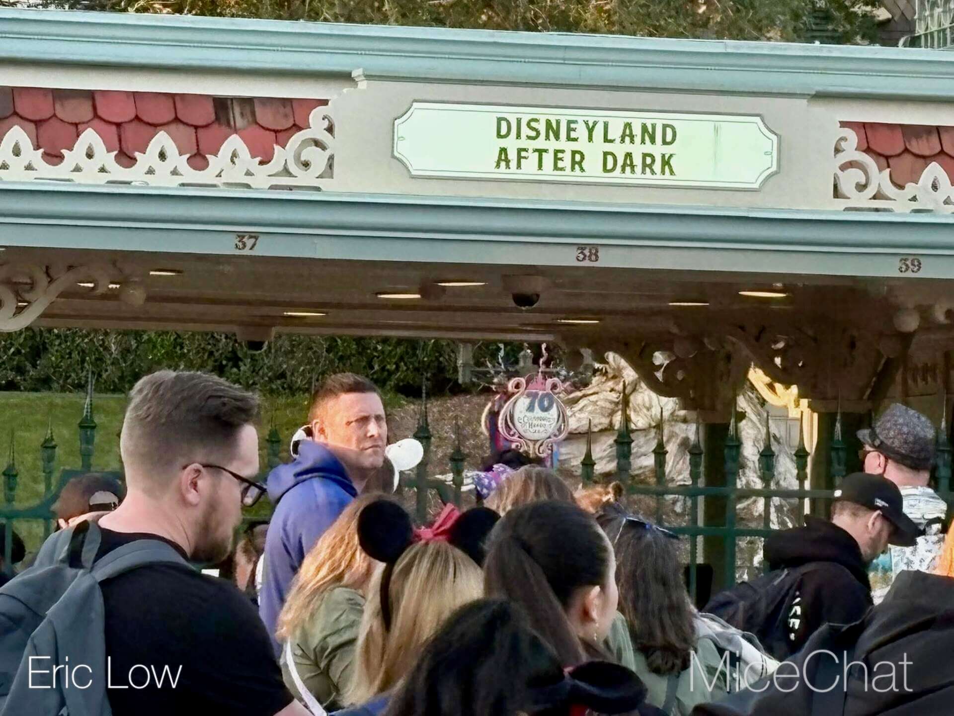 Disneyland Update, DISNEYLAND UPDATE: Costly Cutbacks, Food Fumbles & After Dark Disappointment