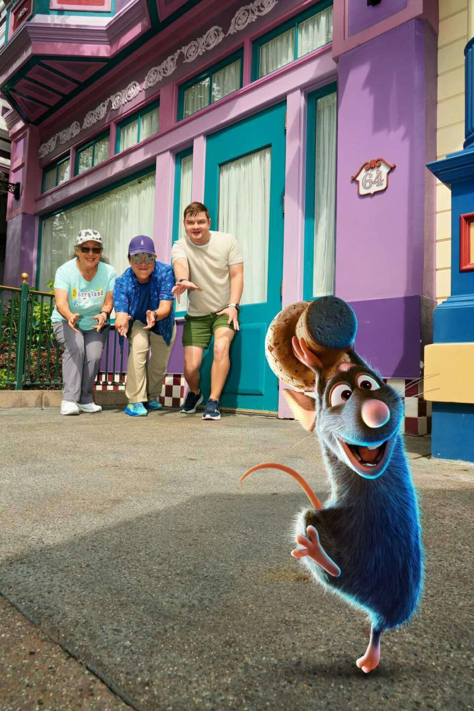 Disneyland Update, DISNEYLAND UPDATE: Spring Break Surge, D23 Drama & Construction Blues