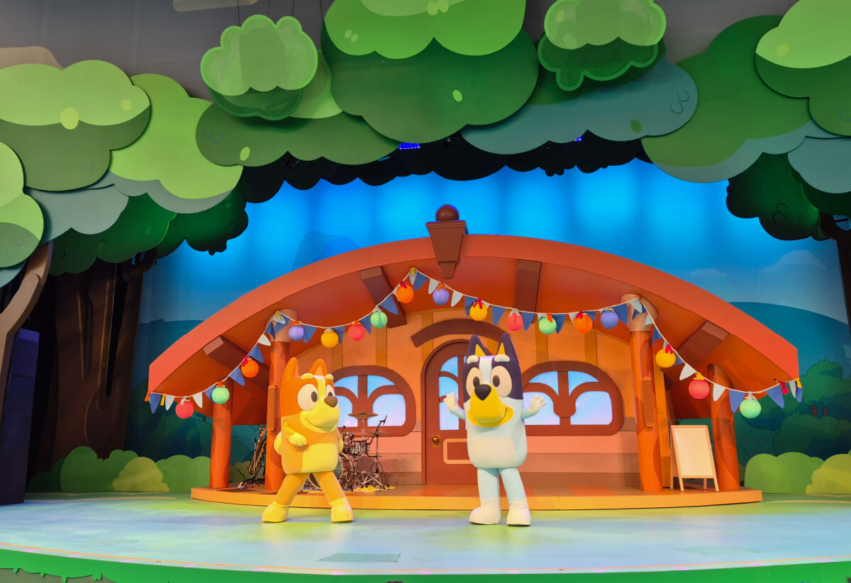 Bluey, Bluey’s Big Disneyland Debut Draws Crowds… Tips & Review