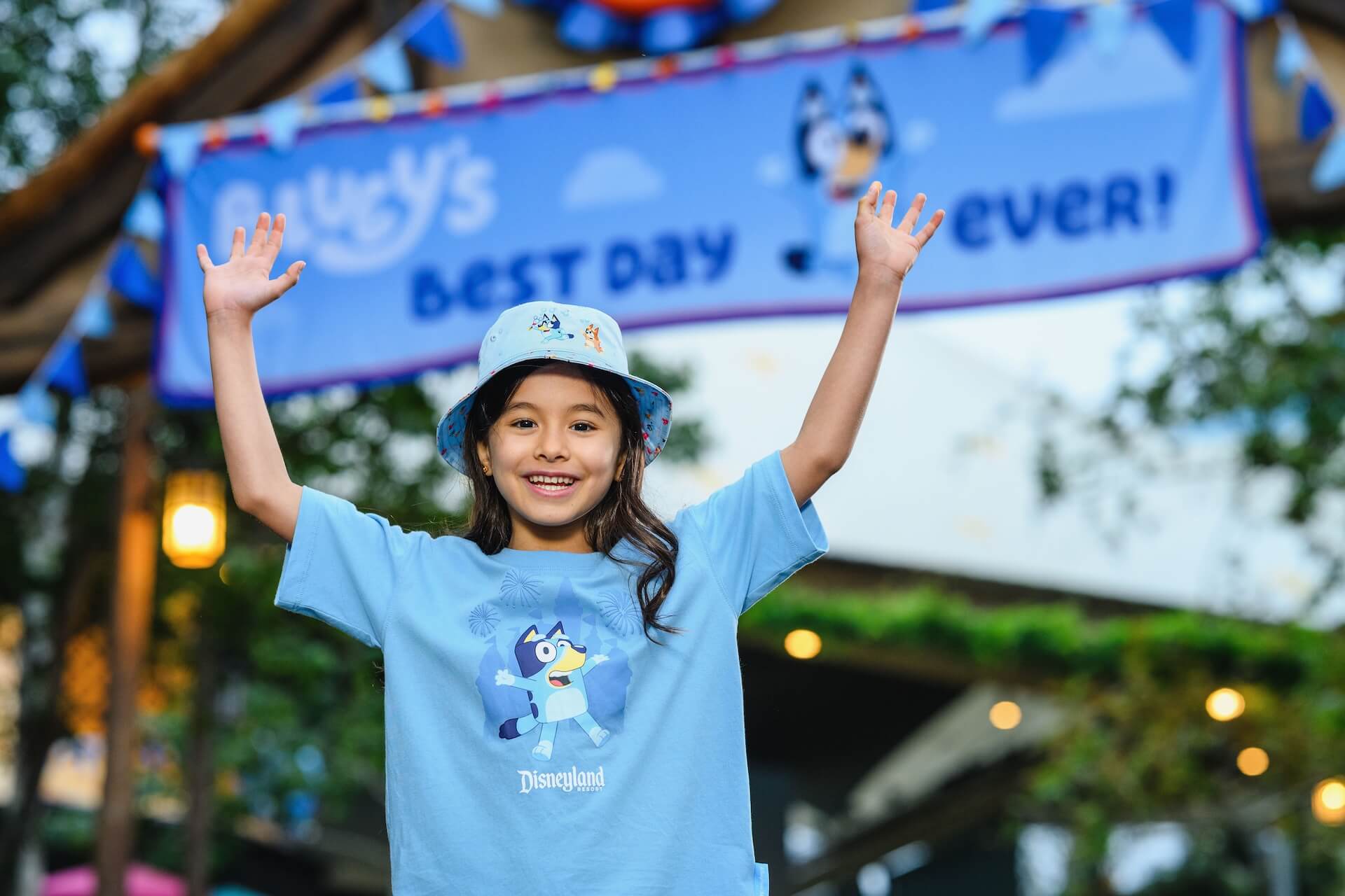 , DISNEYLAND UPDATE: Main Street Honors, Toy Story Things & Star Wars Dreams